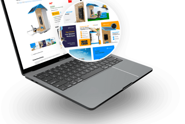 Laptop met een weergegeven webshop, relevant voor hosting en onderhoud